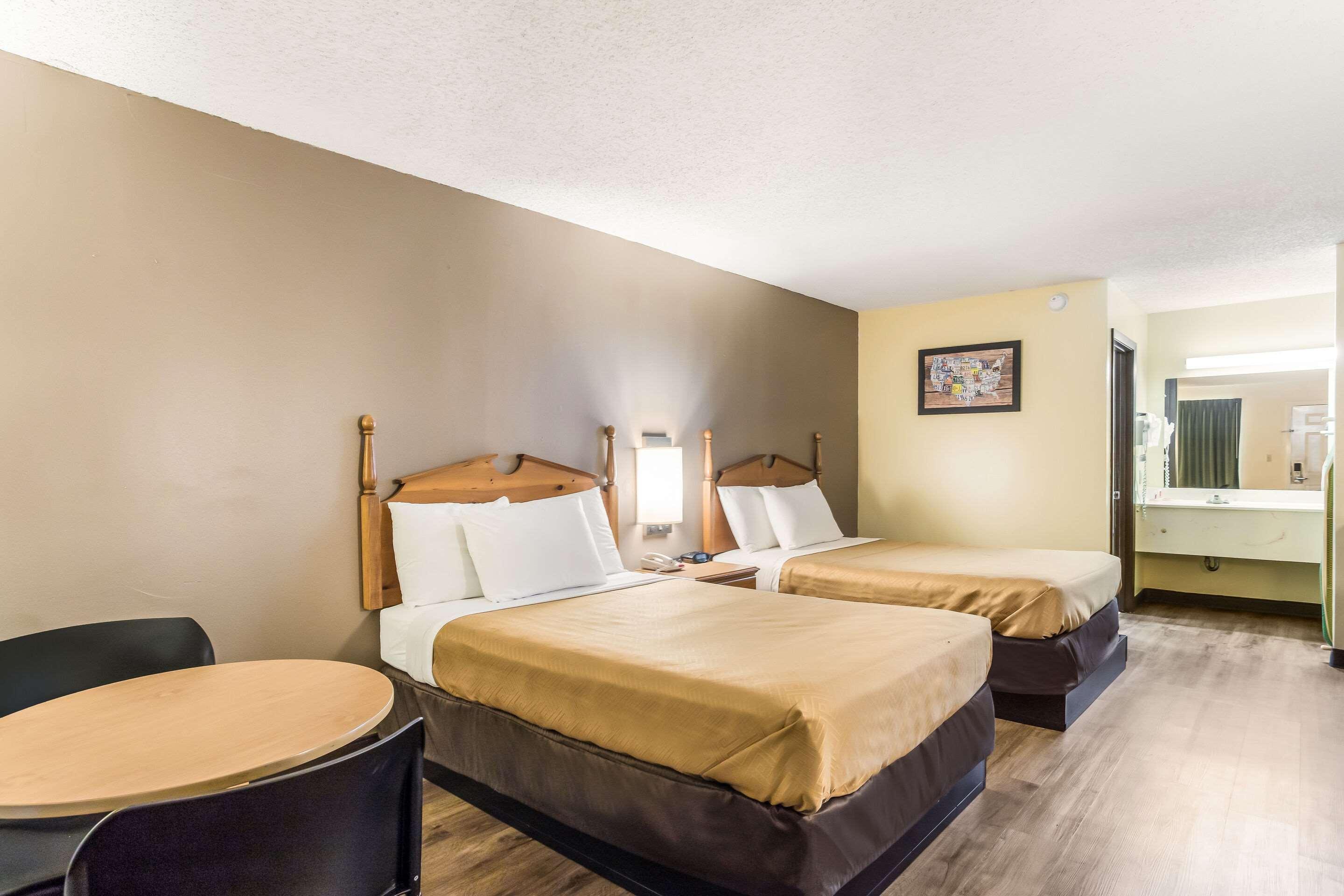 econo lodge Clinton Esterno foto