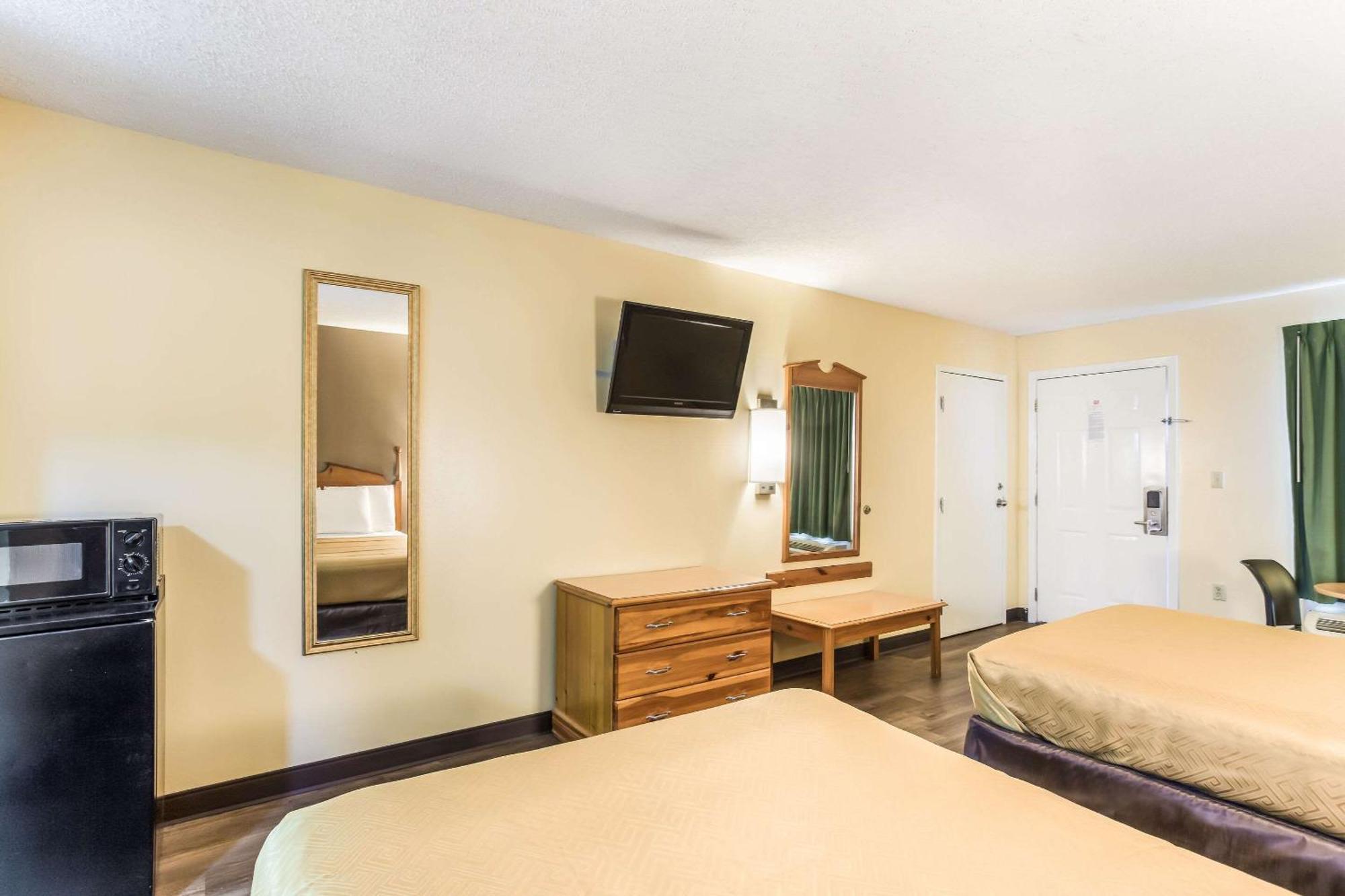 econo lodge Clinton Esterno foto