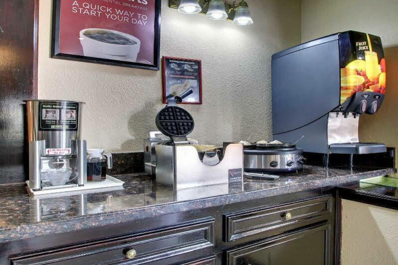 econo lodge Clinton Esterno foto