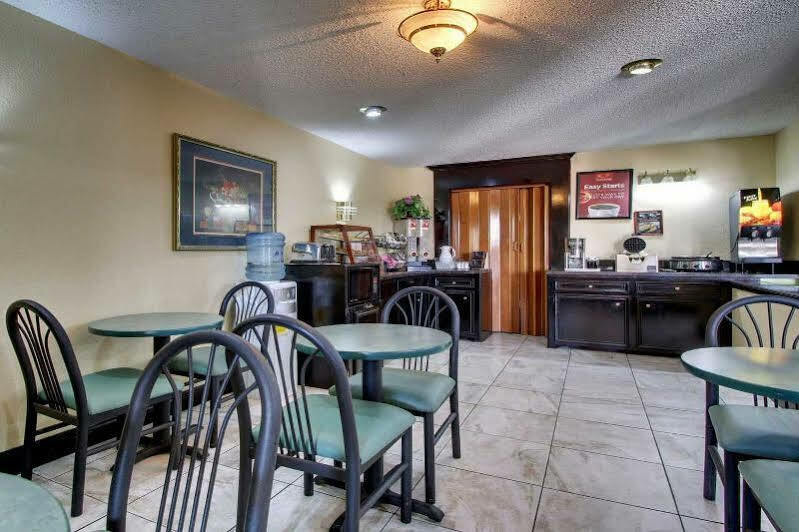 econo lodge Clinton Esterno foto